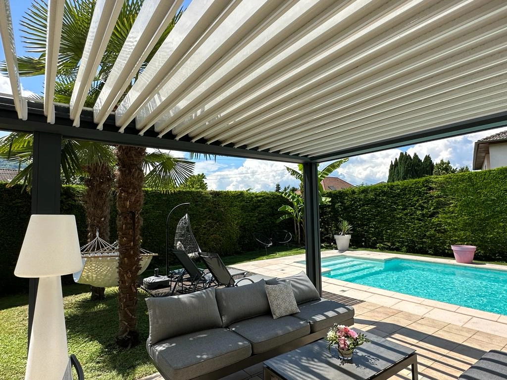 La meilleure pergola ? Pergola bioclimatique